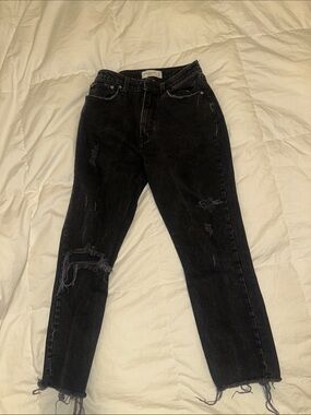 Abercrombie Curve Love High Rise Mom Jeans Black Distressed 25 / 0S